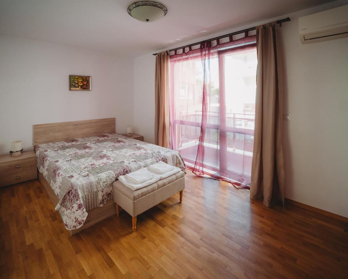 Andreya'S Sea Apartment-Beach, Sea Garden ,Old Town, Free Parking, Free Evcharging Station Varna Ngoại thất bức ảnh